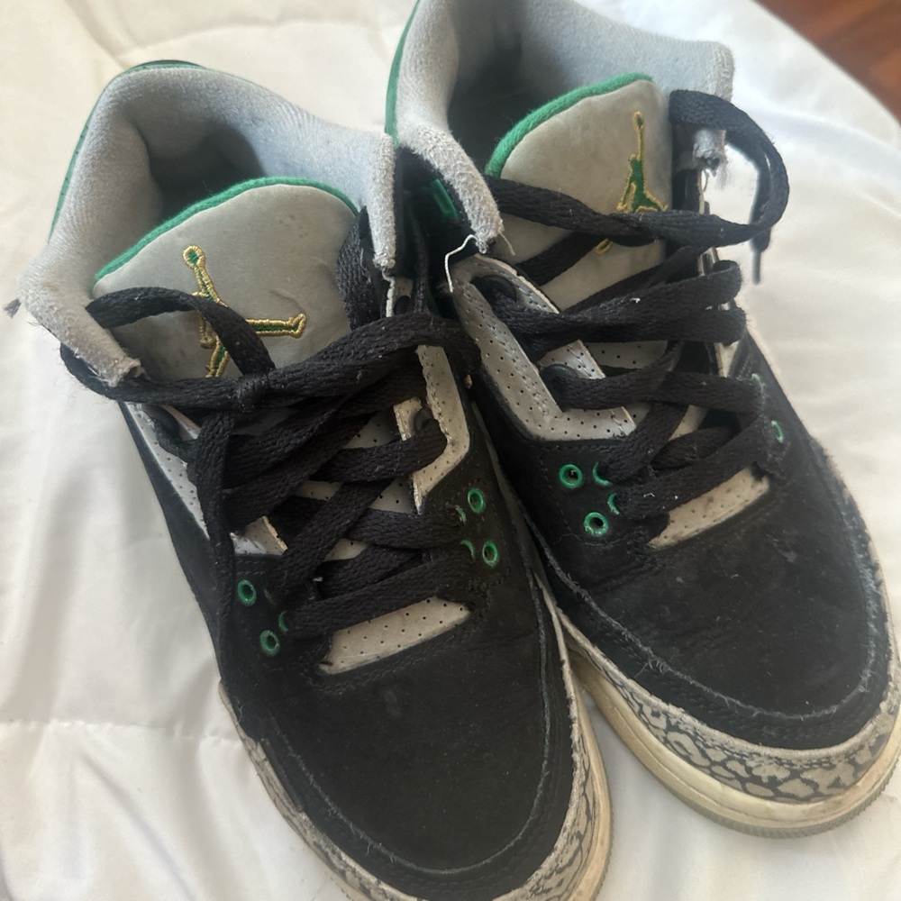 Pine green Jordan 3